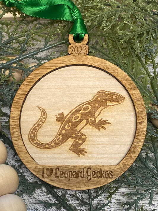 I ❤️ Leopard Geckos Ornament