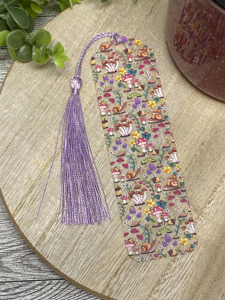Bookmark With Tassel - Fancy Shape - Mushrooms and Snails – Vibrant Peacock  Creations